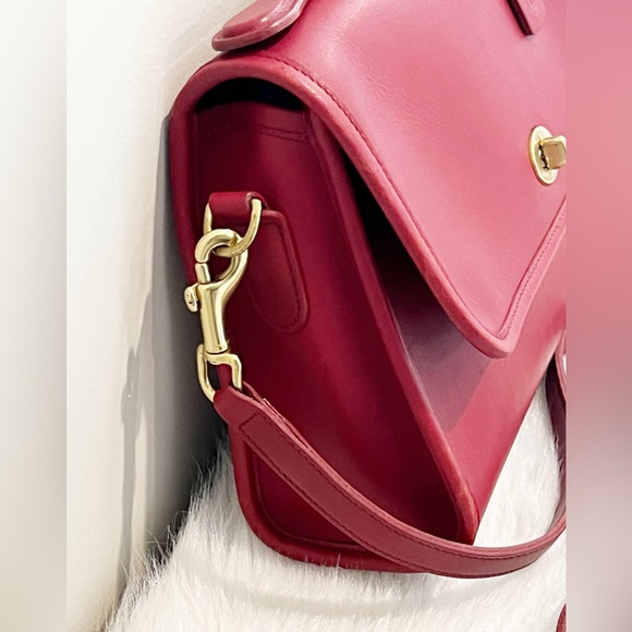 Coach Court Vintage Crossbody Bag Color Red 9870 - Picture 8 of 15